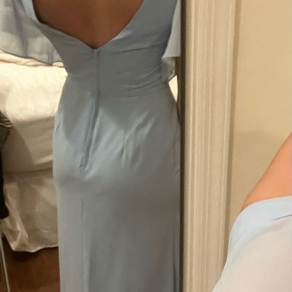 David’s Bridal/ Powder Blue Gown / Size 4 - Picture 5 of 6